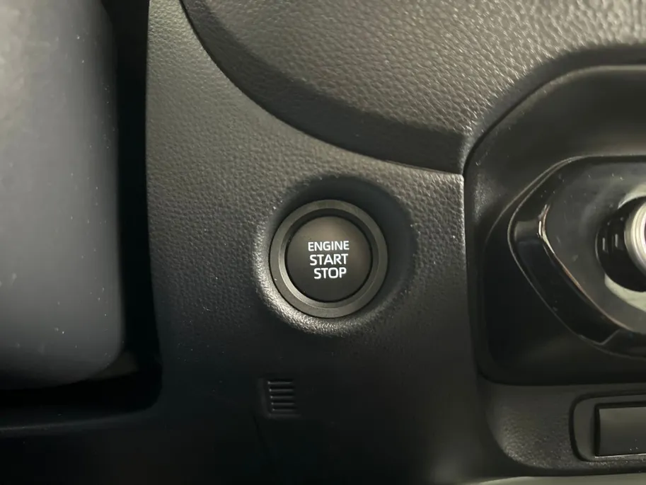 Toyota Aygo X 1.0 VVT-i S-CVT Pulse Plus Automaat | Keyless Entry | Parkeersensoren voor + achter | 17'' L.M. Velgen