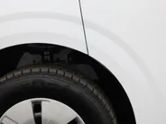 Volkswagen e-Transporter Bedrijfswagens Kombi Life 64kWh 218pk L2 9 persoons 716161