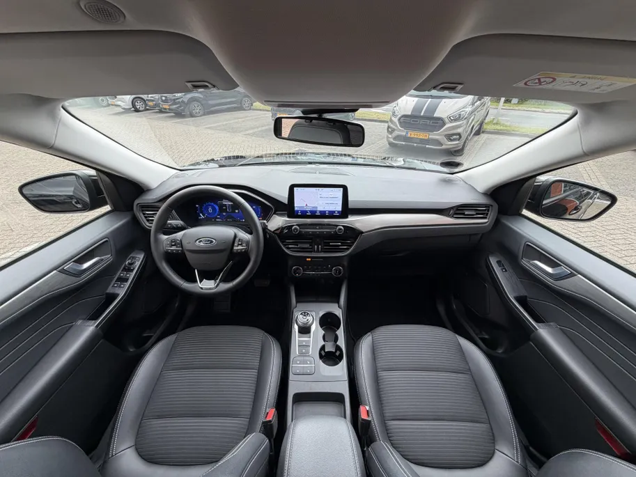 Ford Kuga 2.5 PHEV 225 pk Titanium X BLISS - B&O Audio - Halflederen bekleding - Winter Pack - Elektrische achterklep
