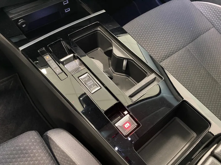 Opel Astra 1.6 HYBRID | BUSINESS EDITION | APPLE CARPLAY | STOEL + STUURVERW. |
