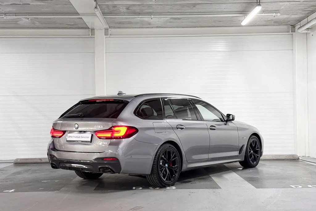 BMW 5 Serie Touring 530e Business Edition Plus