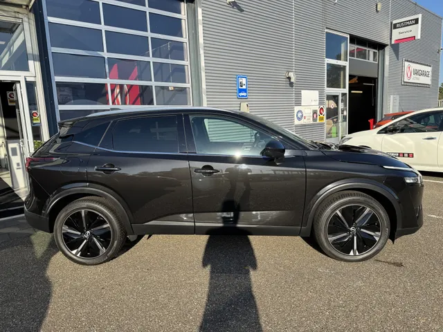 Nissan QASHQAI 1.3 MHEV Xtronic Tekna Plus op 19'All-Season Leder pano