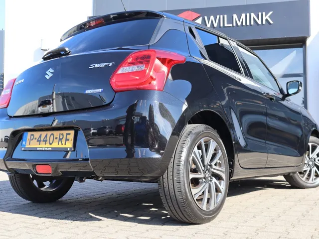 Suzuki Swift 1.2 Style Hybrid Adaptive Cruise | Carplay | Keyless