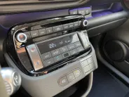 Hyundai Inster Evolve 49 kWh | Nieuw | Uit voorraad leverbaar | Zeer compleet | 360 km range | 360 graden camera | Hyundai Rotterdam - Noord |