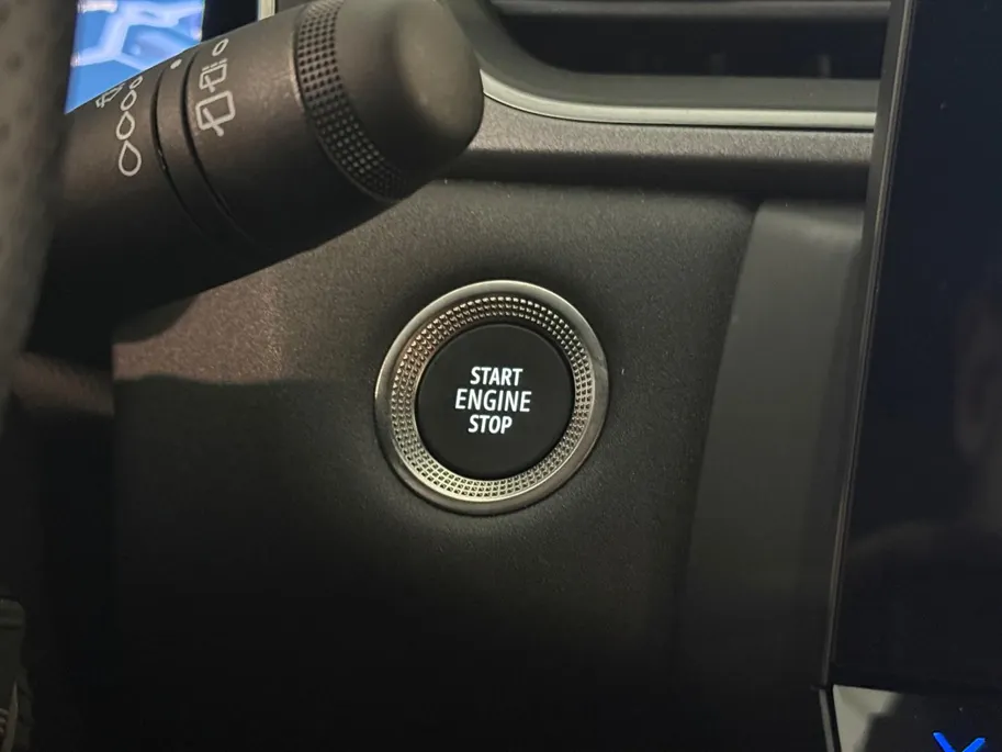Renault Captur 1.8 E-Tech full hybrid 160 techno *Automaat*Navi+Camera*Stoel/Stuur Verw.*Adaptive Cruise*Als Nieuw!