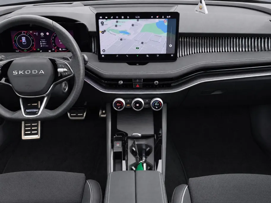 Škoda Superb 1.5TSI PHEV 150kW/204PK Sportline · Panoramadak · Trekhaak · Camera ·  Leder/Alcantara · Garantie t/m 17-06-2027