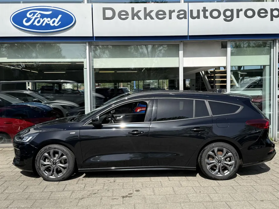 Ford Focus Wagon 1.0 EcoBoost Hybrid ST Line