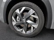 Škoda Kodiaq 1.5 TSI 204pk DSG PHEV Sportline Business · Panoramadak · Camera · Wegklapbare Trekhaak · Elek. Achterklep · Elek. Voorstoel · 19'' Inch · Garantie t/m 06-07-2030 of 100.000km