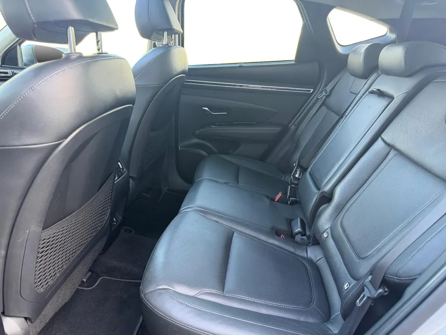 Hyundai Tucson 1.6 T-GDI PHEV Premium Sky 4WD | SOH 89,6%| Zeer nette auto | Zeer compleet | Open dak | Dealer onderhouden | 62 km range |