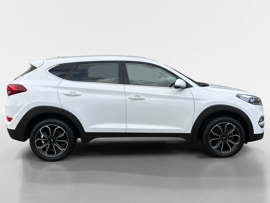 Hyundai Tucson 1.6 GDi Comfort | Navi | Stoelverwarming | Clima | Trekhaak