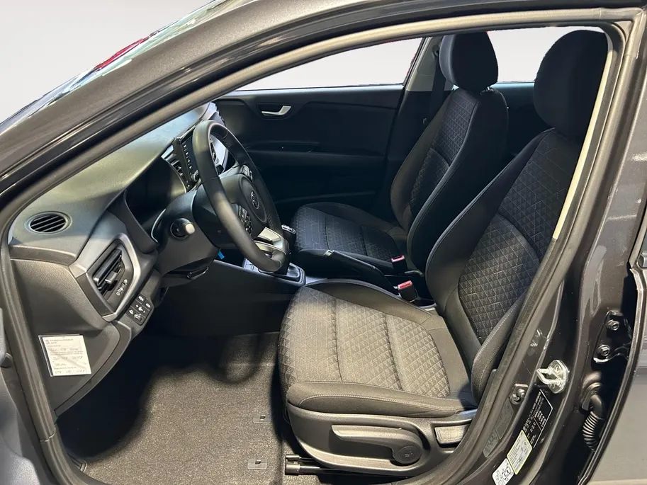 Kia Rio 1.0 TGDI ComfortPlusLine Navigator | Orginele Kilometerstand ! | Trekhaak Afneembaar 7- Polig | Apple Carplay / Android Auto | Navigatiesysteem | Parkeersensoren + Camera Achter | Airconditioning | Cruise Control