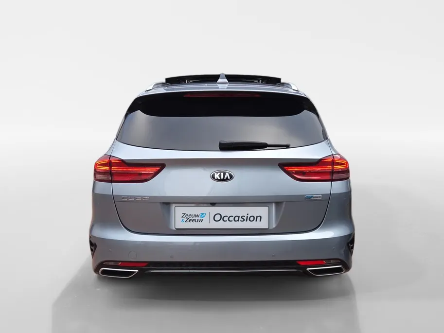 Kia Ceed Sportswagon 1.6I PHEV ExecutiveLine | Automaat | Dealer onderhouden | Panorama dak | Stoelverwarming en Ventilatie | Dodehoek Detectie | Leder | Carplay | Camera | Cruise Control Adaptief |