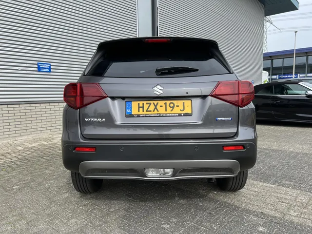 Suzuki Vitara 1.4 Boosterjet Smart Hybrid Style Automaat | Demonstratievoertuig | Apple Carplay & Android Auto | 17' LM Velgen | Climate Control | Adaptieve Cruis Control