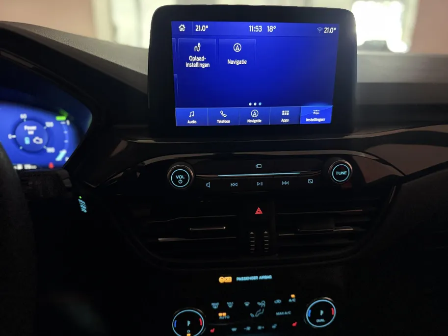 Ford Kuga 2.5 PHEV ST-Line X | Winterpack | Full LED | Adaptieve Cruise Control | Automatisch inparkeren |