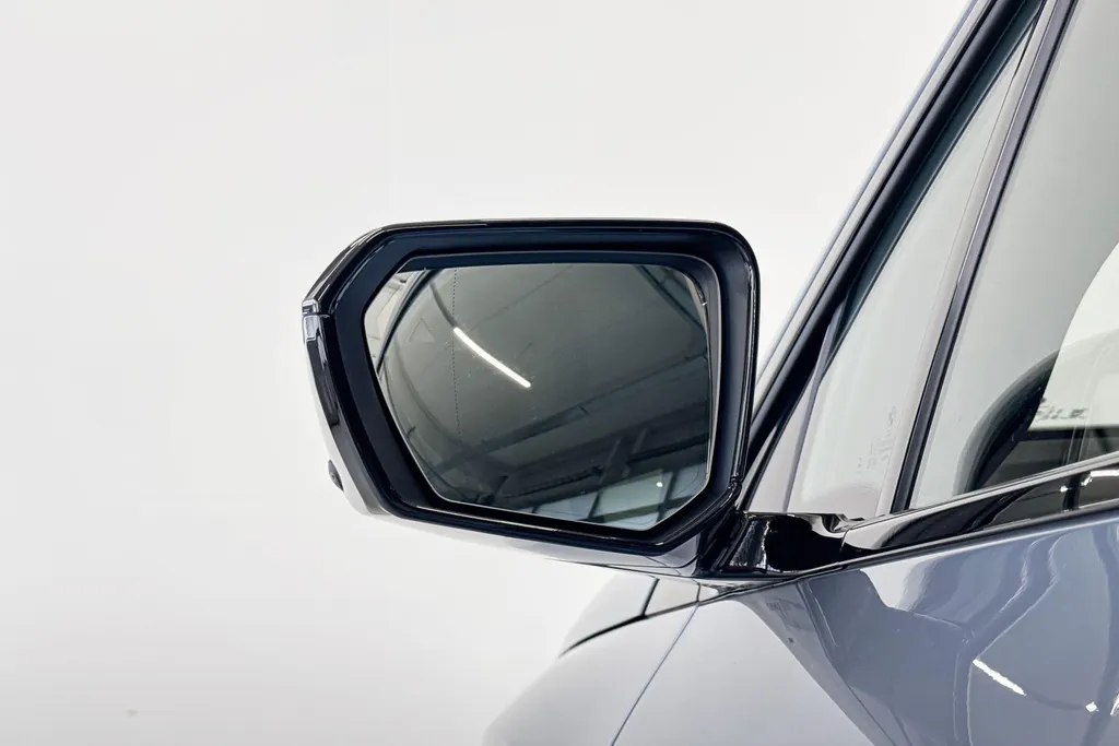 BMW iX xDrive M70