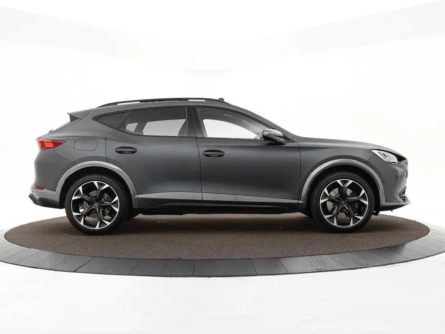 CUPRA Formentor 1.4 245pk DSG e-Hybrid VZ Performance · Panoramadak · Beats Audio ·  Leder · 360 Camera · Elek. Bestuurdersstoel · Stoel-& Stuurverwarming · 19'' Inch ·