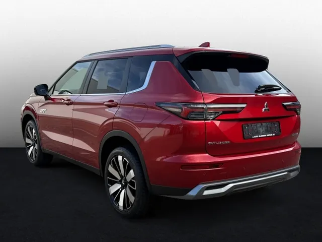 Mitsubishi Outlander 2.4 PHEV Intense+