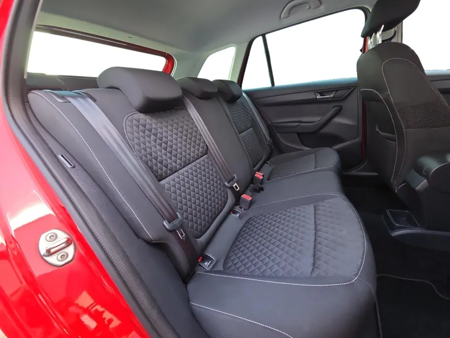 Škoda Fabia Combi 1.0 TSI Drive | Zeer nette auto | Unieke km stand | Navigatie | Tech pakket |