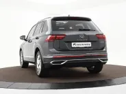 Volkswagen Tiguan 1.4 TSI 245pk eHybrid Elegance · Panoramadak · Camera · P-Sensoren · Dodehoek Detectie · 19'' Inch ·