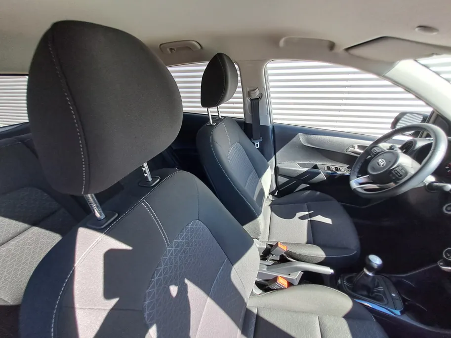 Kia Picanto 1.0 DPi DynamicPlusLine | Trekhaak | Navigatie | Camera | Cruise | Climate | 15'Lichtmetalen velgen | Apple Carplay/Android Auto