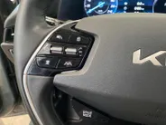 Kia Niro 1.6 GDi Hybrid DynamicPlusLine | Demo | Direct Beschikbaar! | Leder | Schuif/Kantel dak | Navi | Camera | Stoel + Stuurverwarming | Elektr. Achterklep | Head-Up Display |