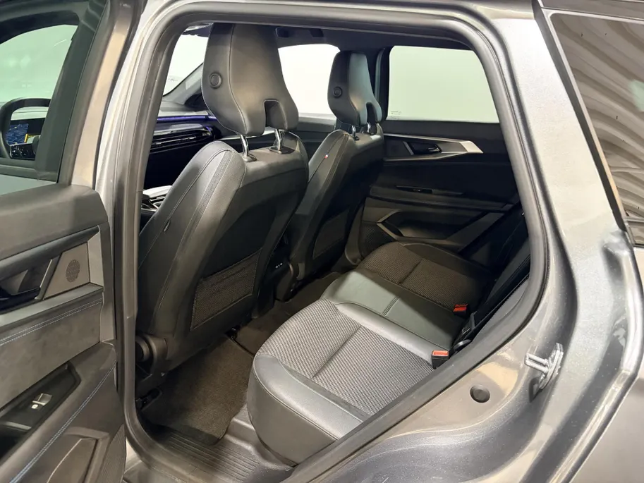 Renault Austral 200PK E-Tech Full Hybrid Techno Esprit Alpine AT | Trekhaak | All Season Banden | Climate Control | Digital Cockpit | Camera | Parkeersensoren | Adaptive Cruise Control | Lichtmetalen Velgen |