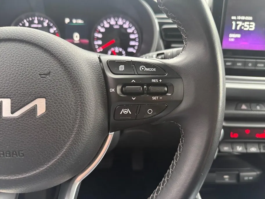 Kia Rio 1.0 T-GDi MHEV DynamicPlusLine | Automaat | Cruise Control | Climate Control | Camera | Navigatie | LM Velgen | Privacy Glass | Trekhaak |