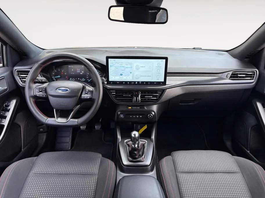 Ford Focus Wagon 1.0 EcoBoost Hybrid ST Line | Betreft Demo Voertuig | Vraag naar de actuele kilometerstand |