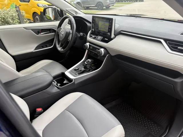 Toyota RAV4 2.5 Hybrid AWD Executive | Memory | JBL | Blindspot | Trekhaak