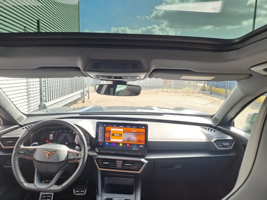 CUPRA Formentor 1.4 e-Hybrid VZ Copper Edition | Voorstoelen verwarmd | Automaat | ECC | Navi | Leer | Stuur verwarmd | Apple Carplay/Android Auto | Cruise control adaptief | SOH 93,6%