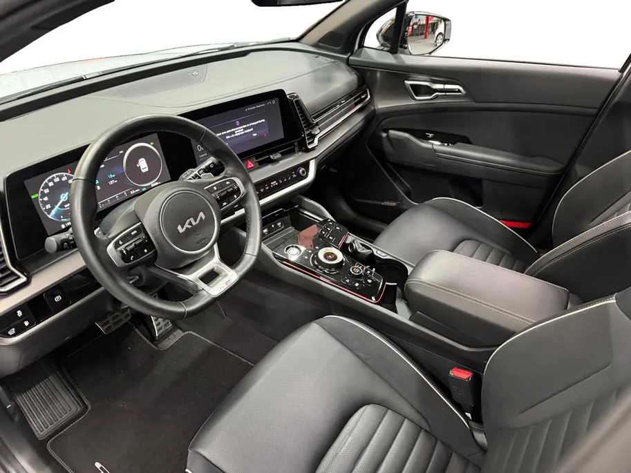 Kia Sportage 1.6 T-GDi Plug-in Hybrid AWD GT-PlusLine TREKHAAK ! | RESTERENDE FABRIEKSGARANTIE TM 2034 | MEEST LUXE UITVOERING | Z.G.A.N. !