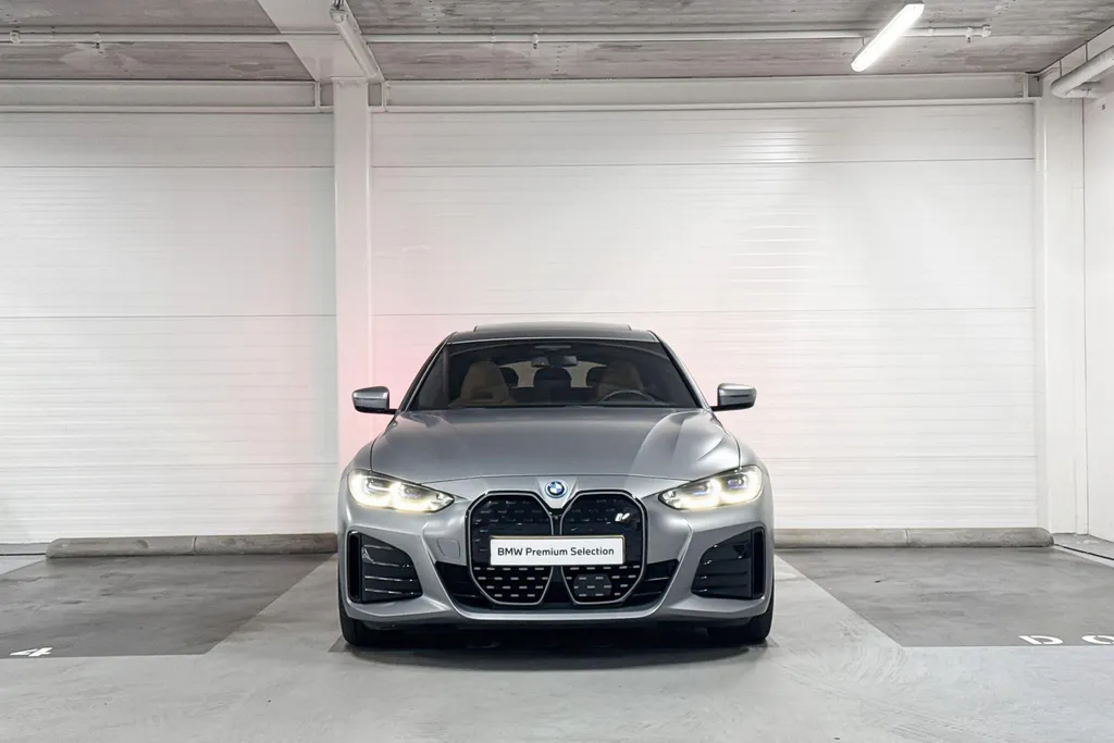 BMW i4 eDrive40 High Executive