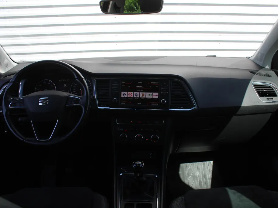 SEAT Ateca 1.0 EcoTSI Style | Navi | Clima | Elek. Trekhaak | Cruise adapt. | Elek. kofferklep | Camera | PDC | 17' LM | Stoelverwarming | Alcantara |