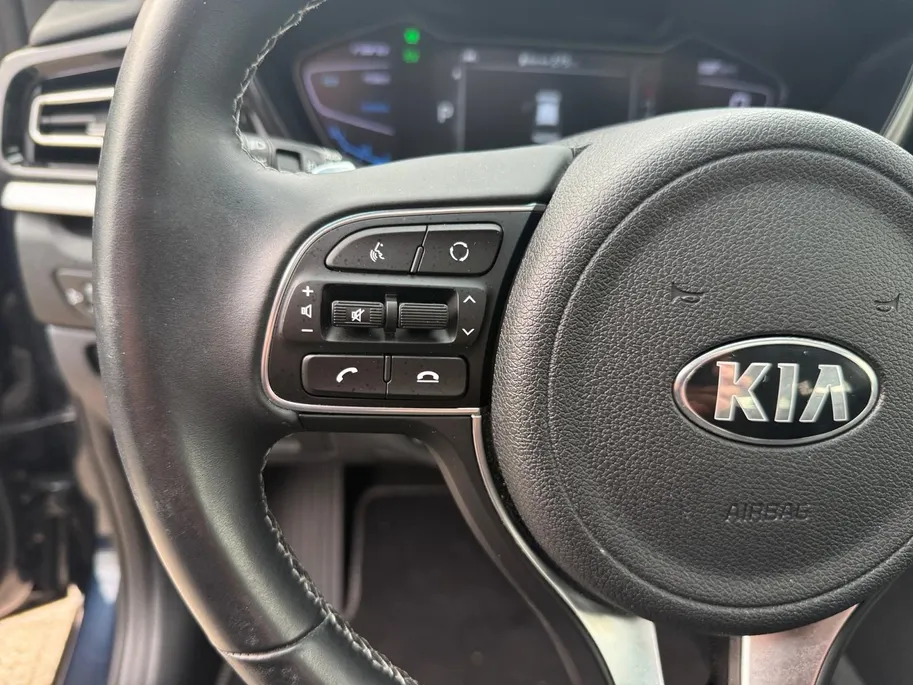 Kia Niro 1.6 GDi Hybrid DynamicLine | NAVI | CAMERA | SCHUIFDAK | TREKHAAK | CLIMATE & CRUISE CONTROLE | LAGE KM. STAND | ETC...