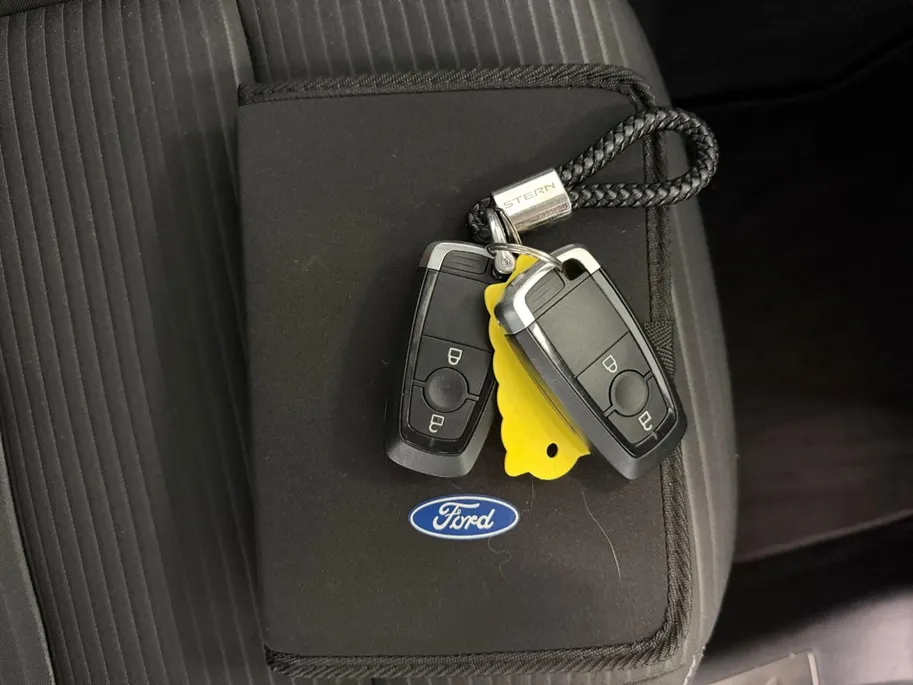 Ford Kuga 1.5 ECOBOOST | TITANIUM | 1600KG TREKGEWICHT | NL-AUTO |