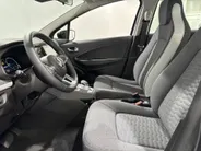 Renault ZOE R135 Evolution 52 kWh Automaat | DEMO | Camera | Parkeersensoren | Apple CarPlay/Android Auto | Climate Control | Full LED | Lichtmetalen Velgen | Digital Cockpit | Cruise Control |