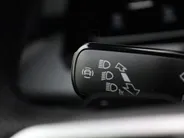 Volkswagen Golf 1.5eTSI/130PK R-Line DSG Volkswagen Golf 1.5eTSI/131PK R-Line DSG · Panoramadak · Apple/Android Car Play · Stoel & Stuurverwarming · Navigatie · LED ·