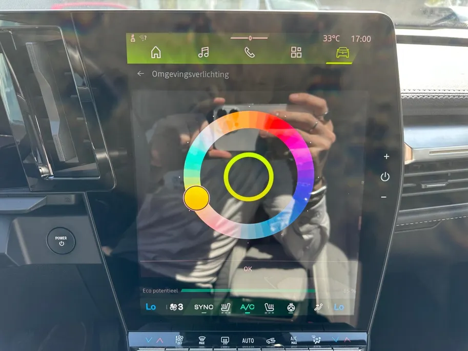 Renault Scénic E-Tech EV87 long range iconic | Dode Hoek Detectie | Harman Kardon | Stoel & Stuurverwarming | Automatische Kofferbak | Apple Carplay & Android Auto | Dodehoek Detectie | 12 Maanden BOVAG Garantie