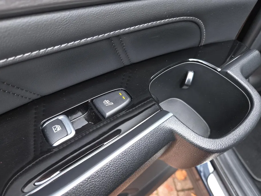 Kia Sorento 1.6 T-GDI Plug-in Hybrid 4WD Executieveline 5P | Panorama dak  | Head Up Display | Bose | Stoelverwarming en Ventilatie | Cruise Control Adaptief | Carplay | Camera 360 Graden | Leder |