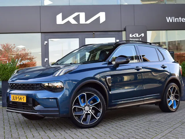 Lynk & Co 01