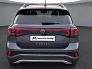 Volkswagen T-Cross 1.5TSI/150PK R-Line ·Trekhaak · Apple/Android Car Play ·  Navigatie · Camera + Parkeersensoren · Garantie t/m 22-10-2027