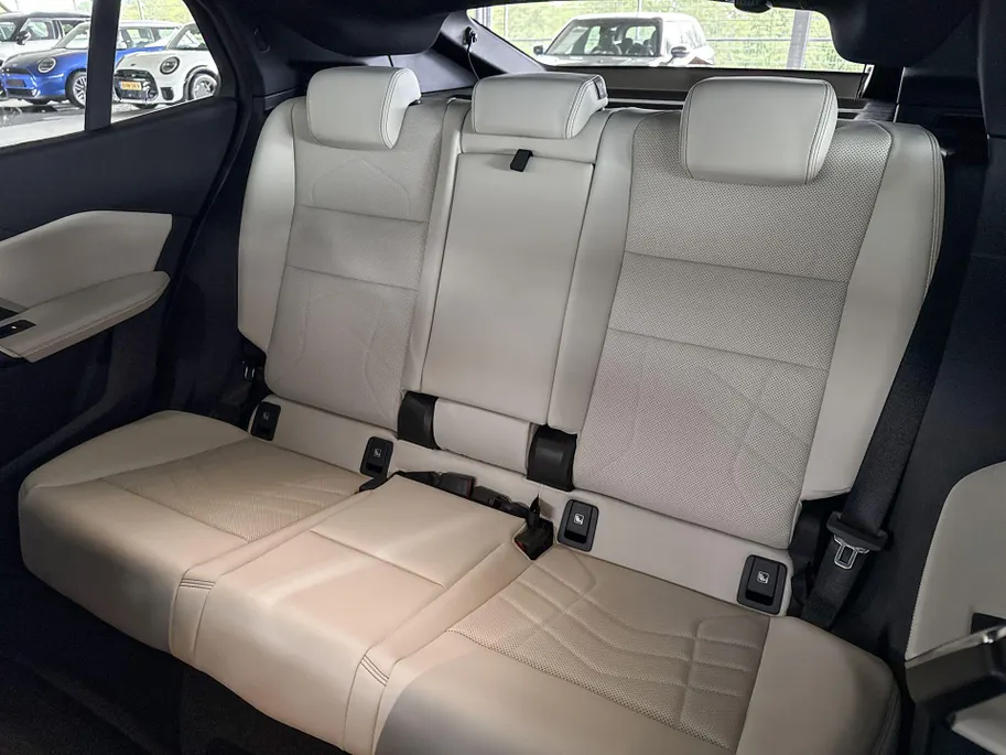 BMW iX2 xDrive30 67 kWh M Sport Edition