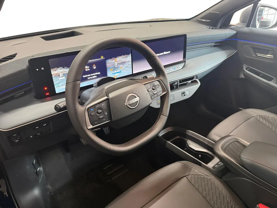 Nissan Leaf Evolve 52 kWh | NISSAN MORE 10 JAAR GARANTIE | 451 KM WLTP | 2500 EURO INRUILPREMIE | SNEL RIJDEN | BOSE | RONDOM CAMERA | CARPLAY |