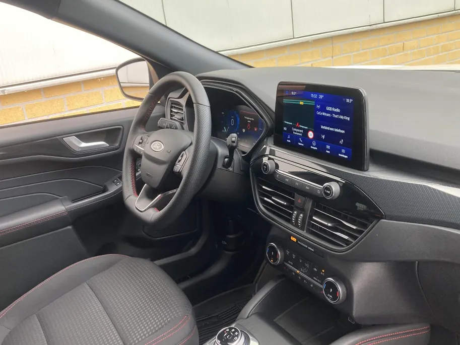 Ford Kuga 2.5 PHEV ST-Line-navi-winterpack Navigatie-Winterpack-verwarmde achterbank-Privacy glass