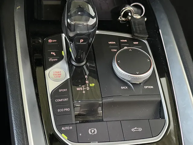 BMW Z4 Roadster sDrive20i High Executive
