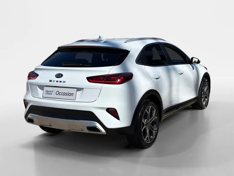 Kia XCeed 1.0 T-GDi DynamicPlusLine | Stoel- en stuurverwarming | Keyless entry/start | Achteruitrijcamera | Parkeersensoren achter | Apple/Android Carplay | Cruise control | Climate control | Navi