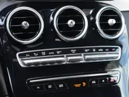 Mercedes-Benz GLC Coupé 300e 4MATIC Business Solution AMG l Panoramadak l Stoelverwarming l Achteruitrij camera