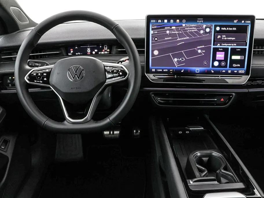 Volkswagen ID.7 Pro Business 286pk 77 kWh · SOH 97,2% · 360 Camera · Head-Up · Alarm · Elek. Trekhaak · Keyless · Elek. Voorstoelen · 20'' Inch · Gratis onderhoud & APK t/m 30-01-2030 · EXTRA INRUILKORTING ·