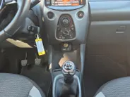 Toyota Aygo 1.0 VVT-i x-play | Airco | Bluetooth | Camera | 5 deurs | Zwart dak |