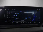 Audi Q6 e-tron S edition Quattro 100 kWh 387pk · SOH 97,1% · Panoramadak · 360 Camera · Wegklapbare Trekhaak · Elek. Voorstoelen · Kuipsport stoel · 20'' Inch · Garantie t/m 23-04-2030 of 100.000km
